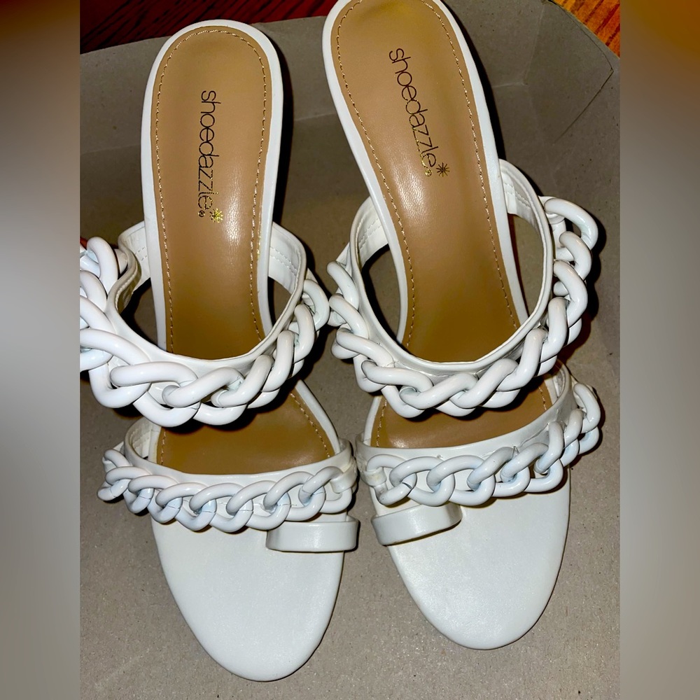 White chain leather heel